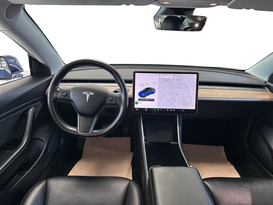 Tesla Model 3 Standard Range+ RWD 4d