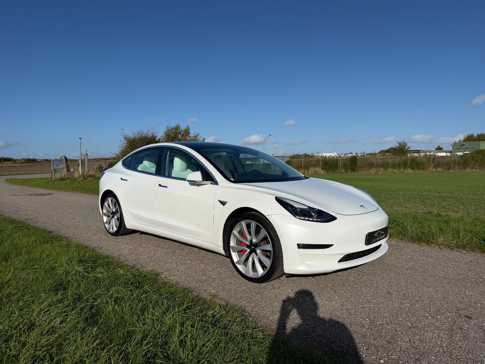Tesla Model 3 Performance AWD 75 kWH 490ch - Autonomie 530km - Jantes 20" - Led - Camera - Hayon éléctrique