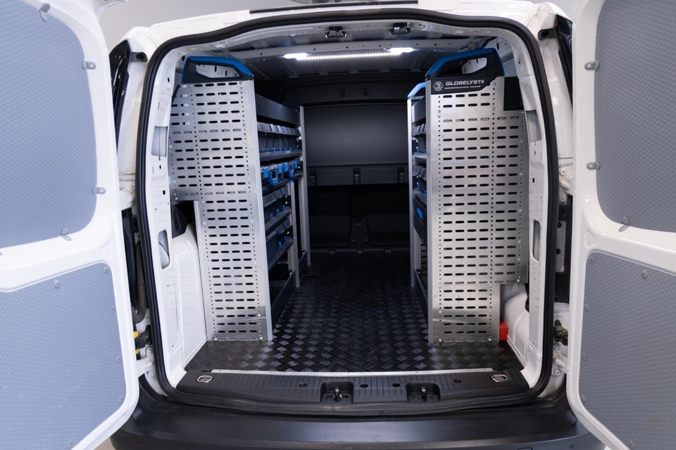 VW Caddy 2,0 TDi 102 Cargo