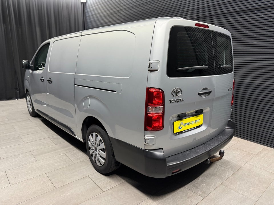 Toyota ProAce 2,0 D 180 Long Comfort aut. 6d