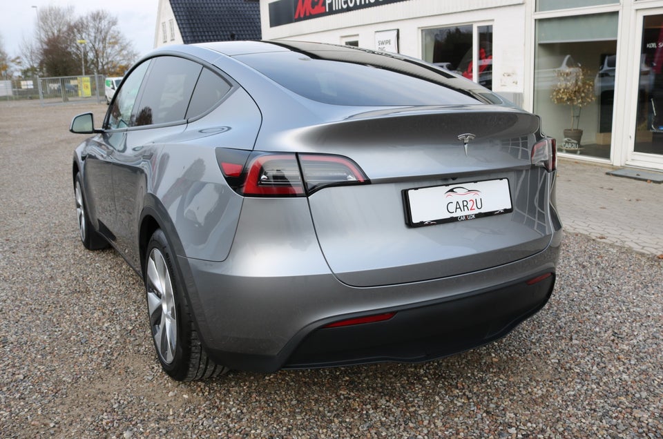 Tesla Model Y RWD 5d
