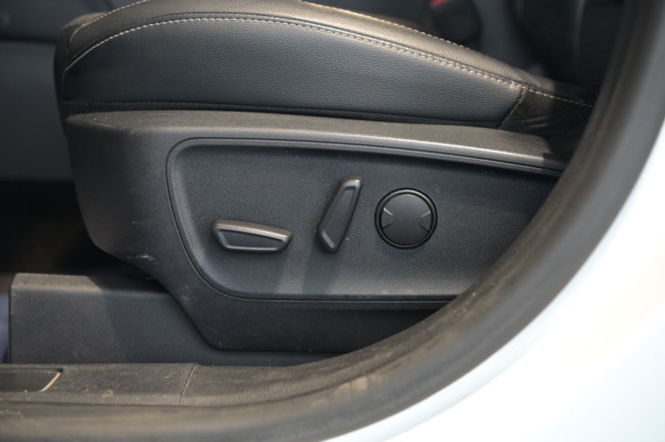 Ford Kuga 2,0 EcoBlue Titanium aut. AWD Van 5d