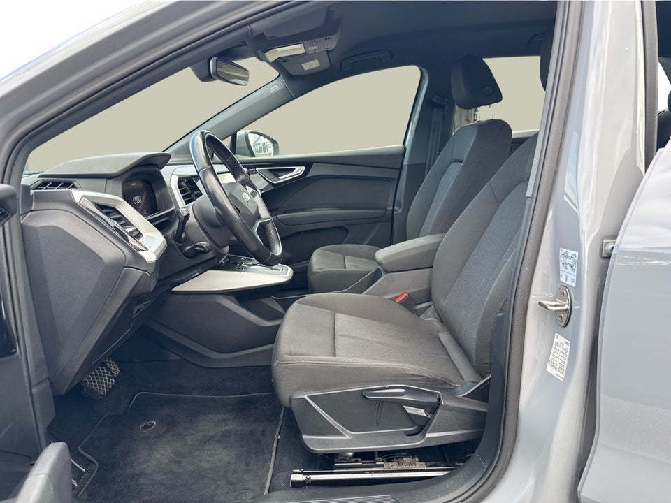 Audi Q4 e-tron 40 Attitude 5d