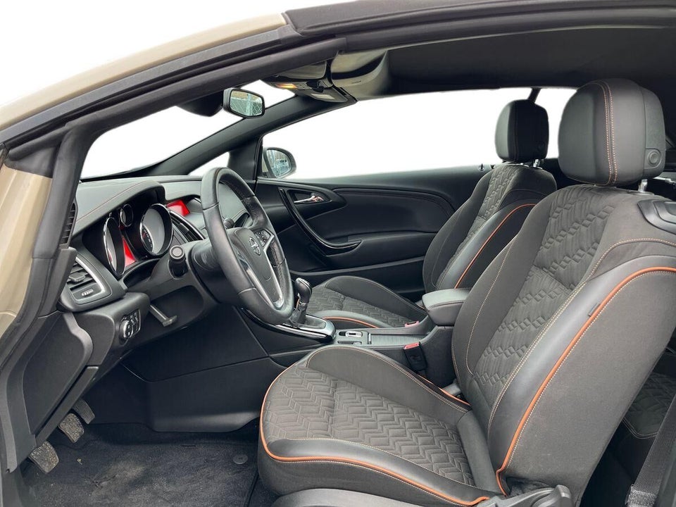 Opel Cascada 1,4 T 140 Cosmo 2d