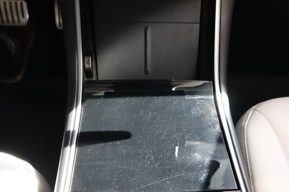 Tesla Model 3 Performance AWD 4d