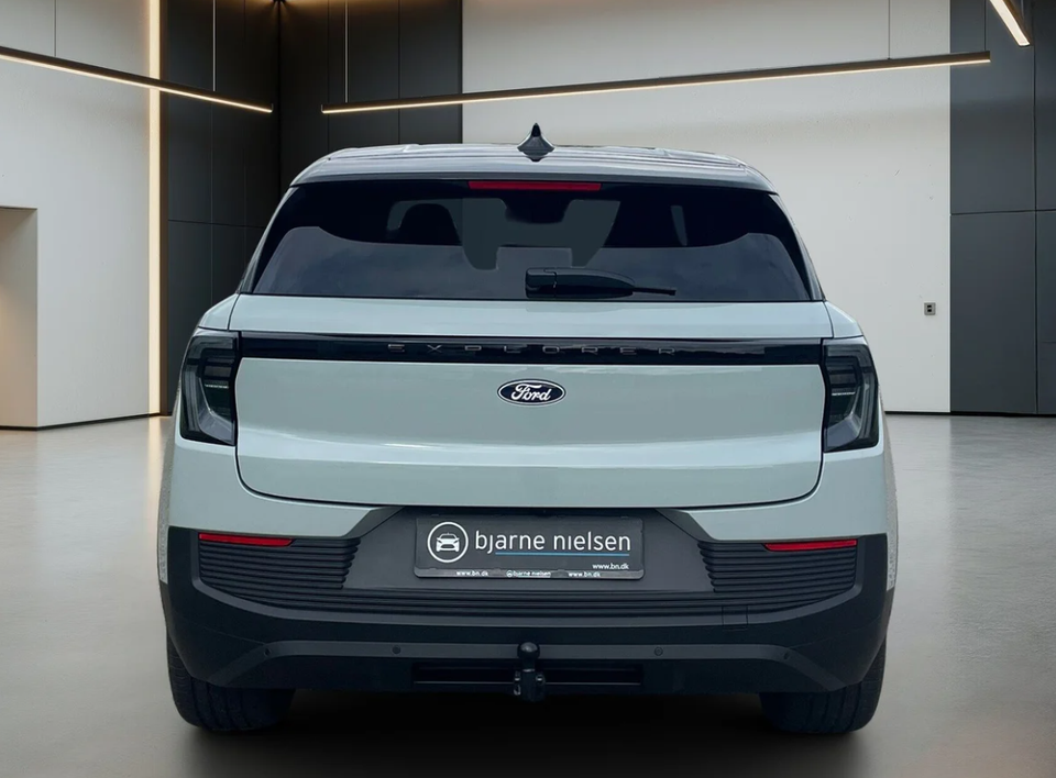 Ford Explorer 79 Collection Extended Range 5d