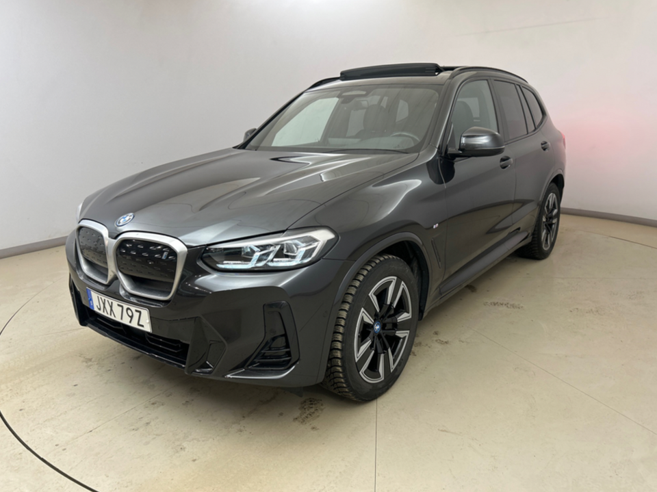 BMW iX3 Charged M-Sport 5d