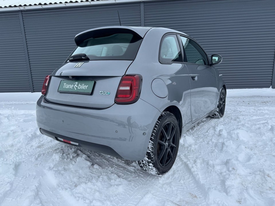 Fiat 500e 42 Icon 3d