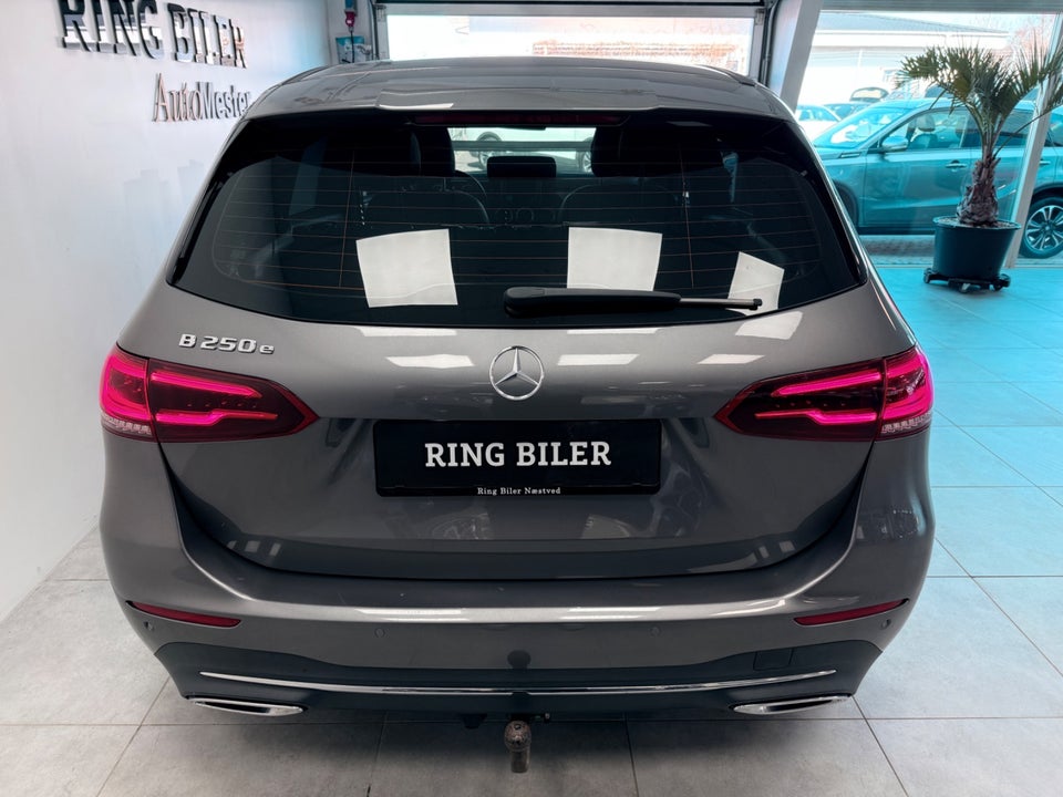 Mercedes B250 e 1,3 Progressive aut. 5d