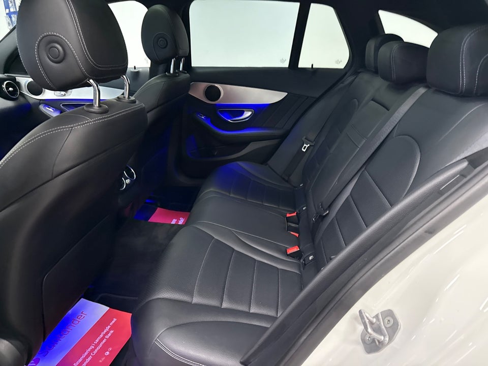 Mercedes C220 d 2,0 AMG Line stc. aut. 5d