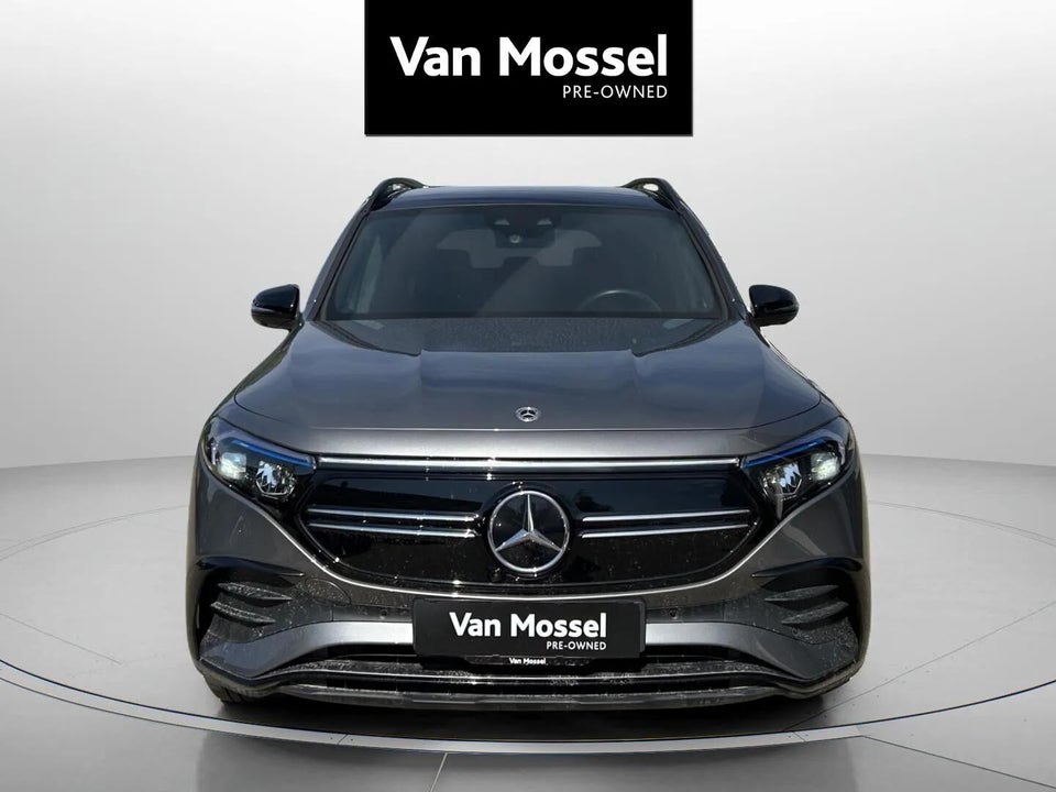 Mercedes EQB300 AMG Line 4Matic 5d