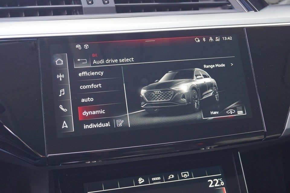 Audi Q8 e-tron 55 Advanced quattro 5d