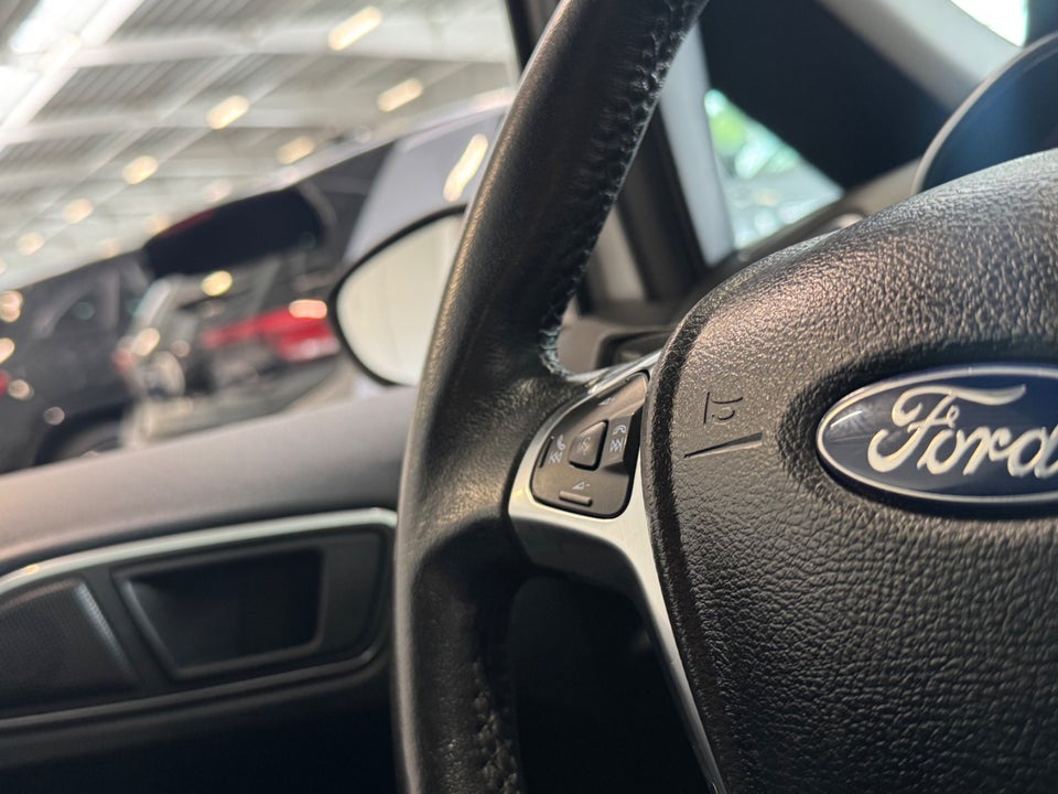 Ford B-MAX 1,0 SCTi 100 Titanium 5d