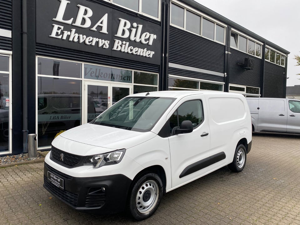 Peugeot Partner 1,5 BlueHDi 130 L2V2 Ultimate Van