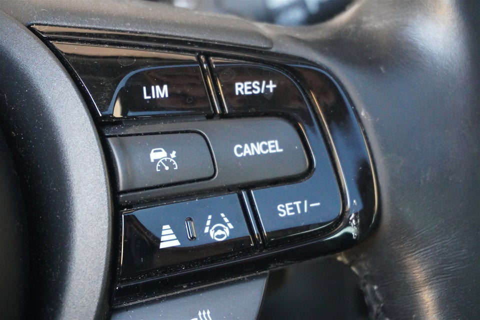 Honda e Advance 5d