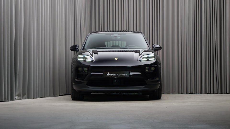 Porsche Macan 4 5d