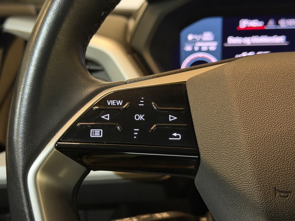 Audi Q4 e-tron 40  5d