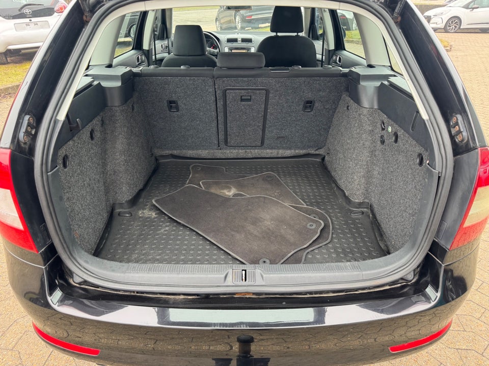 Skoda Octavia 1,4 TSi 122 Ambiente Combi 5d