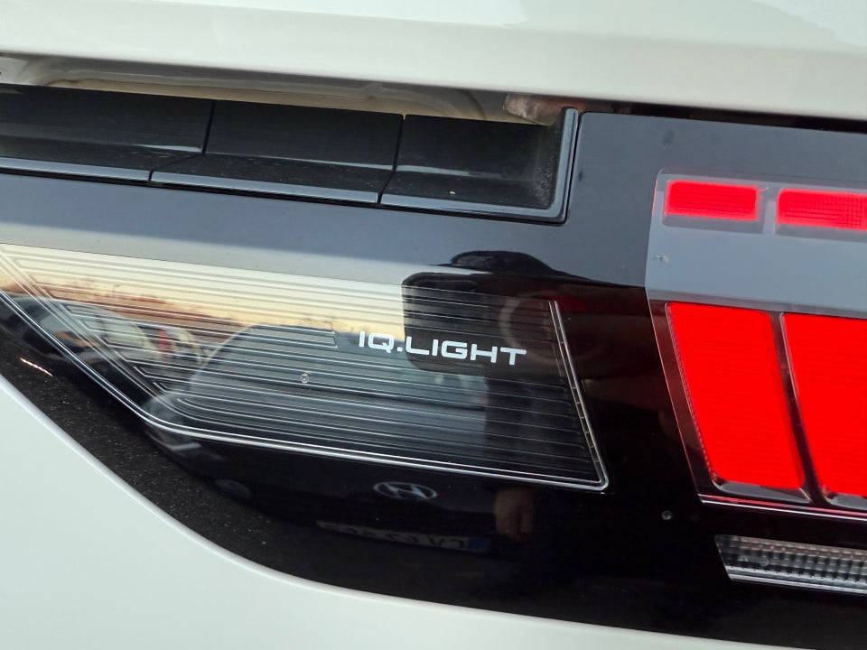 VW ID.Buzz 77 Pro SWB 5d