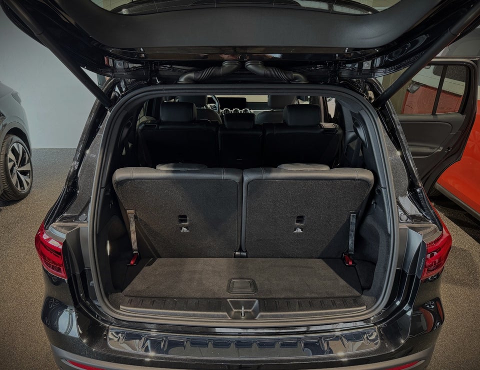 Mercedes EQB350 Progressive Advance Plus 4Matic 7prs 5d