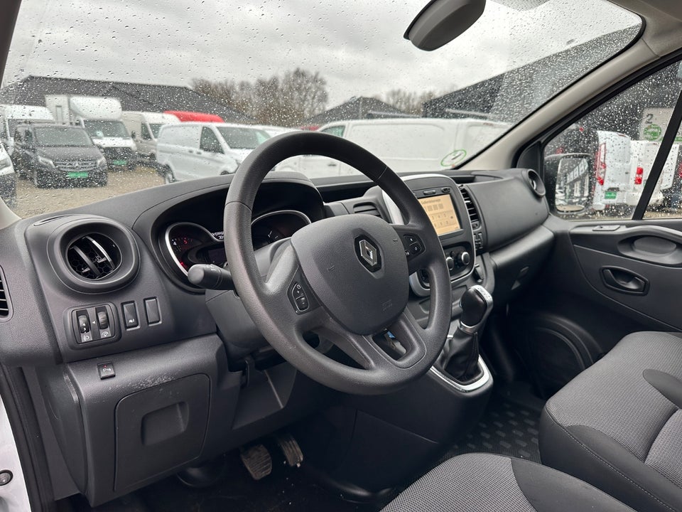 Renault Trafic T29 2,0 dCi 145 L2H1 EDC