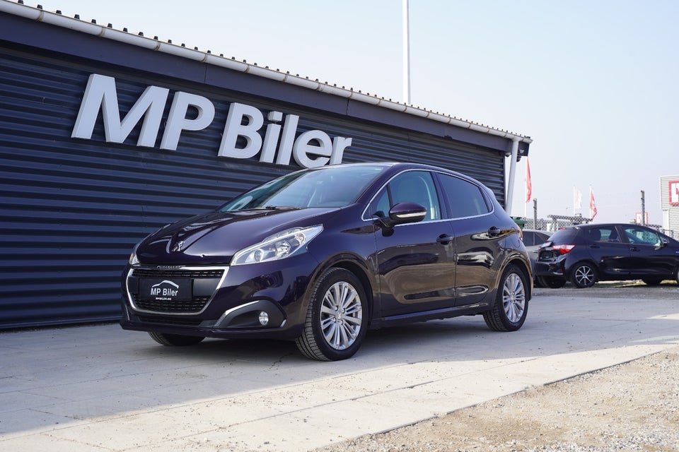 Peugeot 208 1,5 BlueHDi 100 Infinity Sky 5d