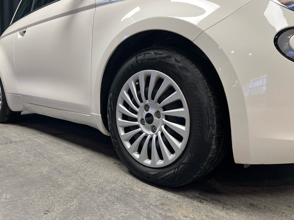 Fiat 500e 24 Icon 3d