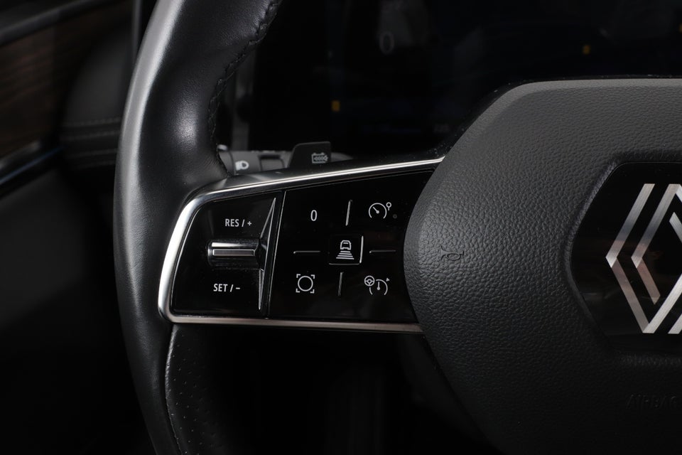 Renault Megane E-Tech 60 Iconic 5d