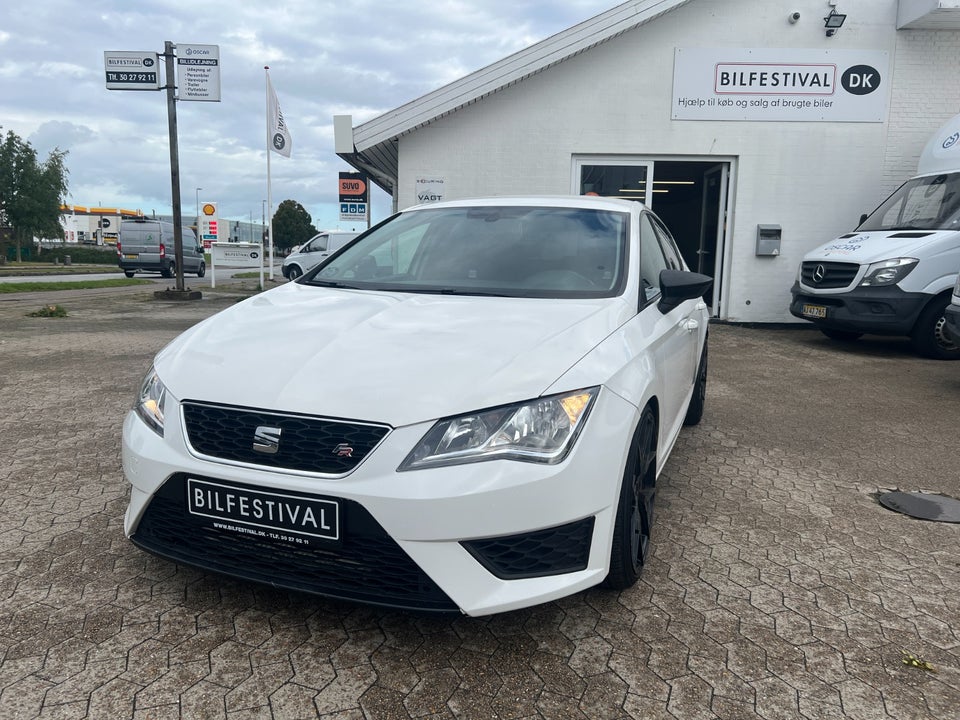 Seat Leon 1,6 TDi 105 Style ST 5d