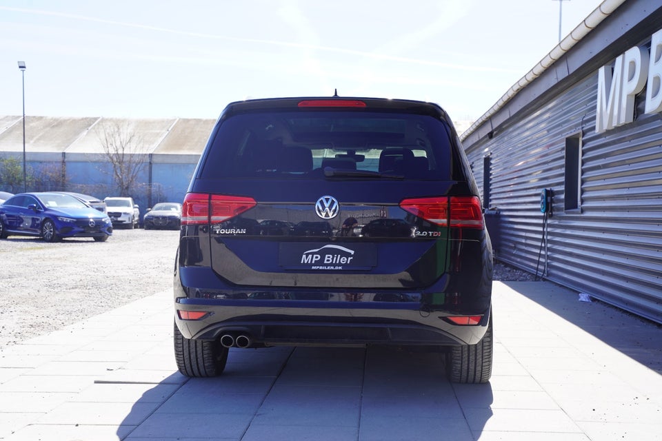 VW Touran 2,0 TDi 190 Highline DSG 7prs 5d
