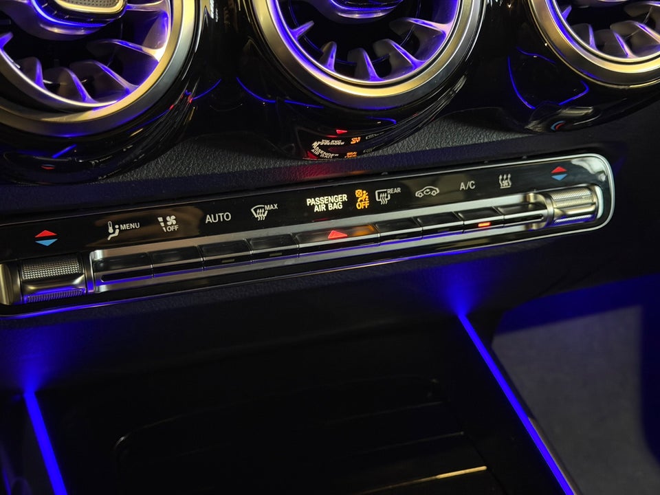 Mercedes EQB250 AMG Line 5d