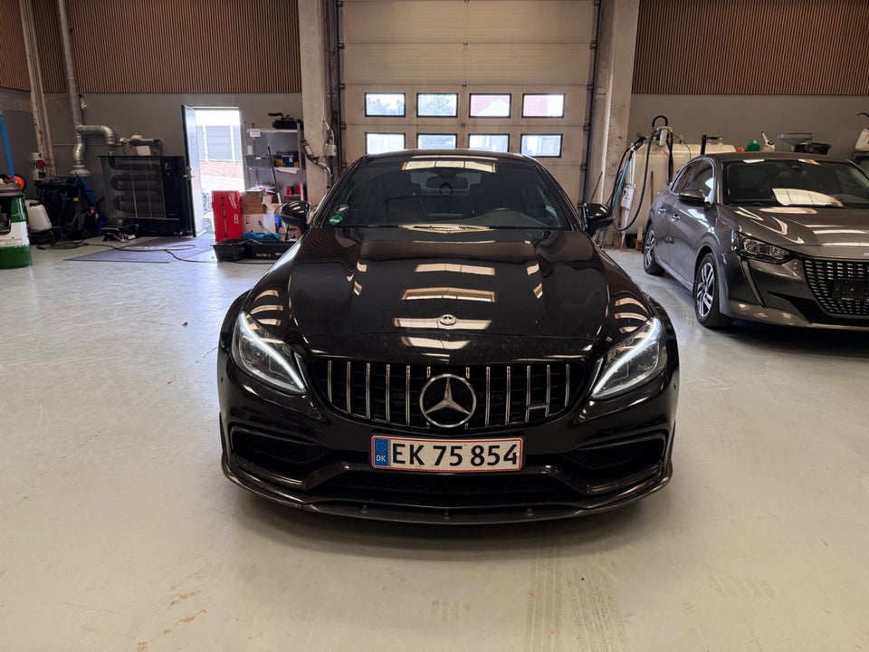 Mercedes C63 4,0 AMG Coupé aut. 2d