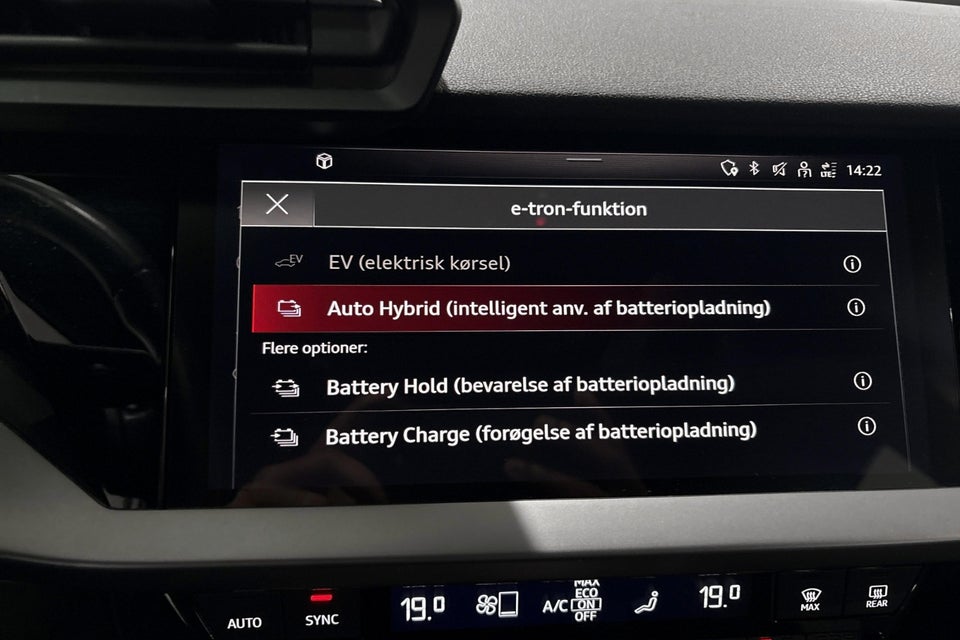 Audi A3 40 TFSi e Sportback S-tr. 5d