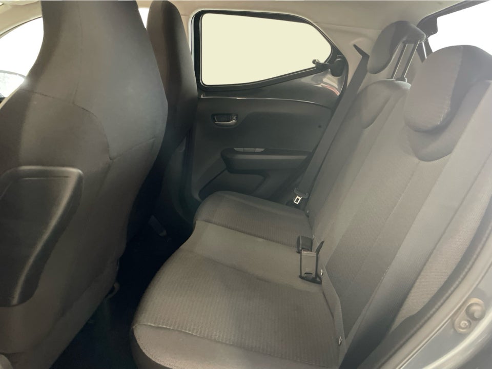 Toyota Aygo 1,0 VVT-i x-sky 5d