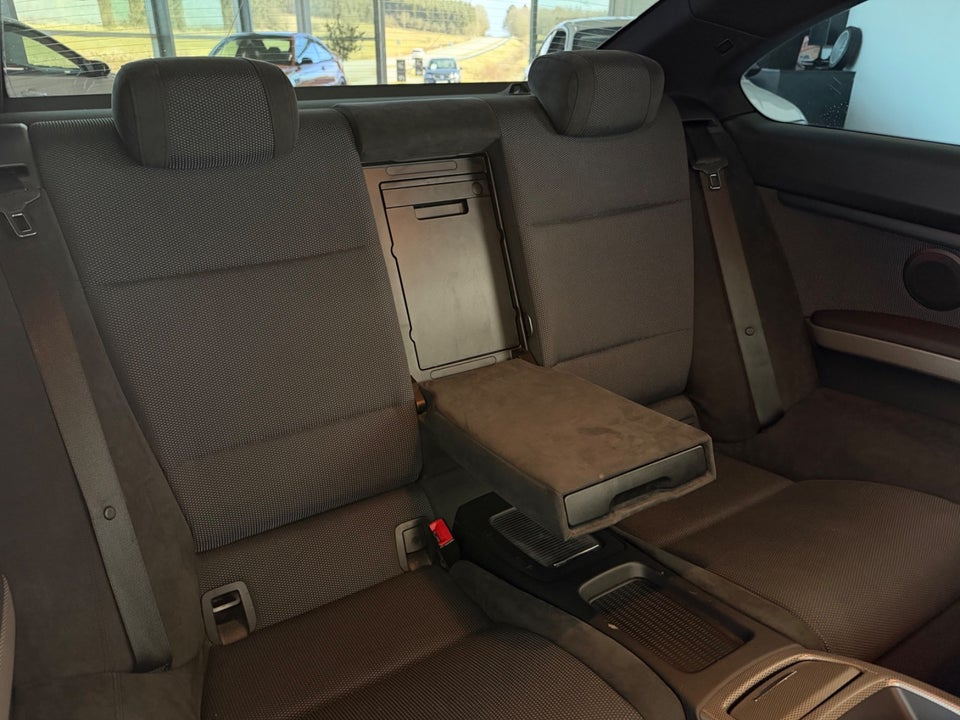 BMW 320d 2,0 Coupé M-Sport aut. 2d