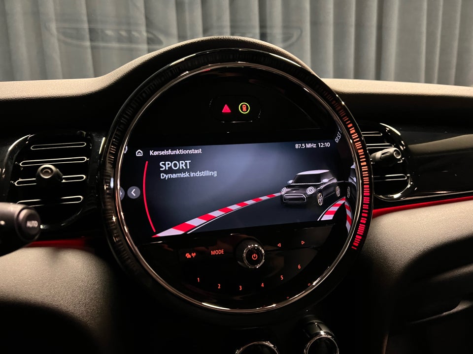 MINI Cooper SE Edition Premium Plus 3d