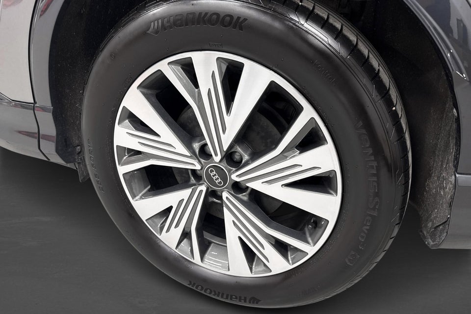 Audi Q4 e-tron 45 Progress 5d