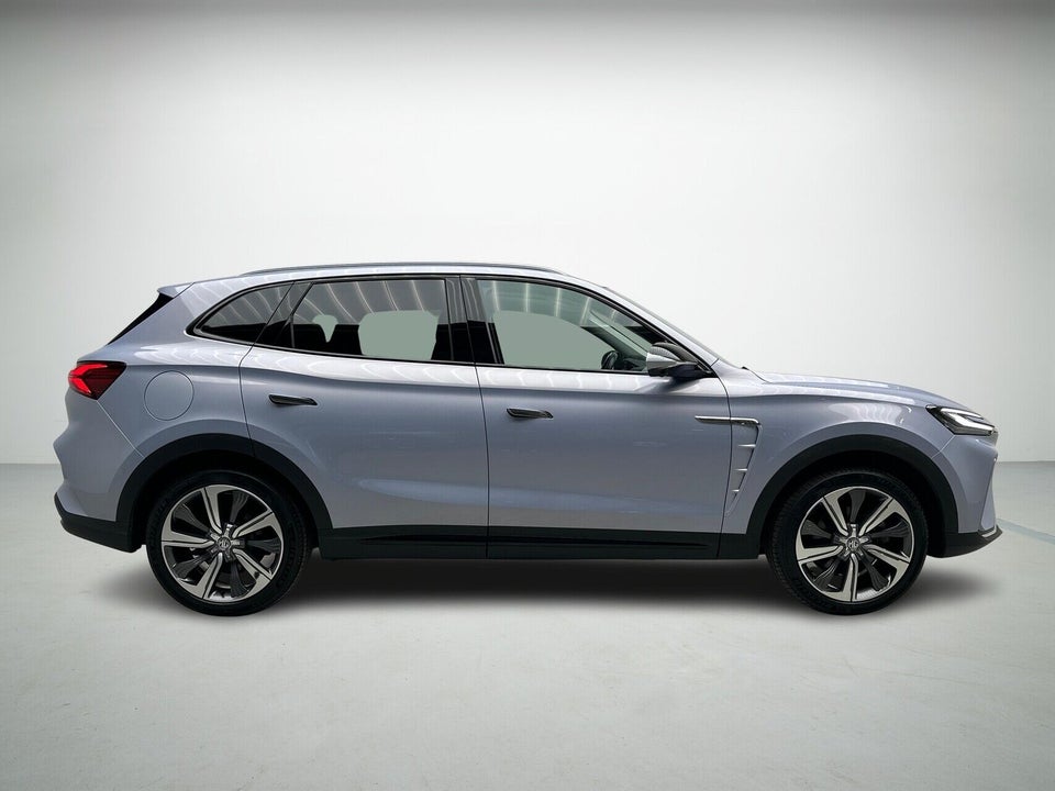 MG Marvel R Performance 5d