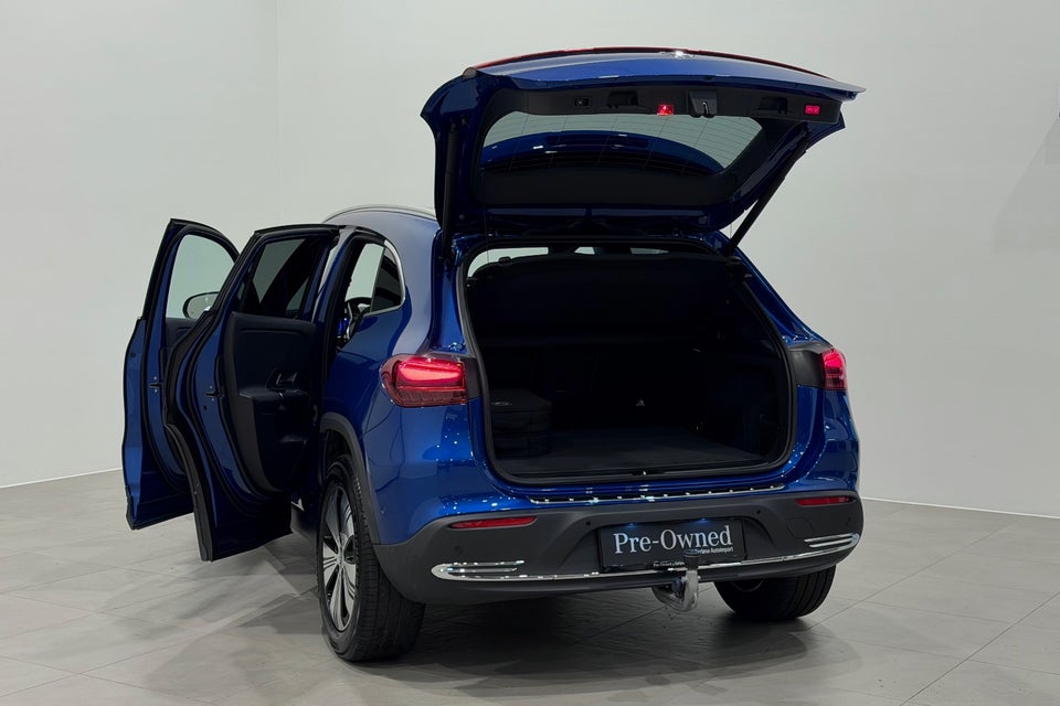 Mercedes EQA300 Progressive 4Matic 5d