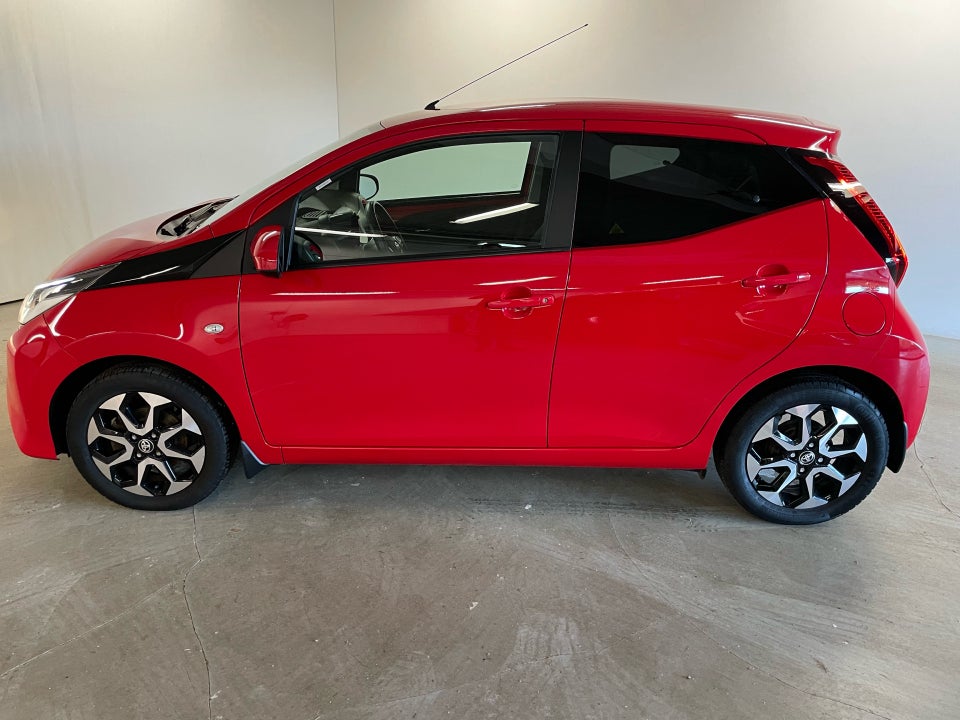 Toyota Aygo 1,0 VVT-i x-pose 5d