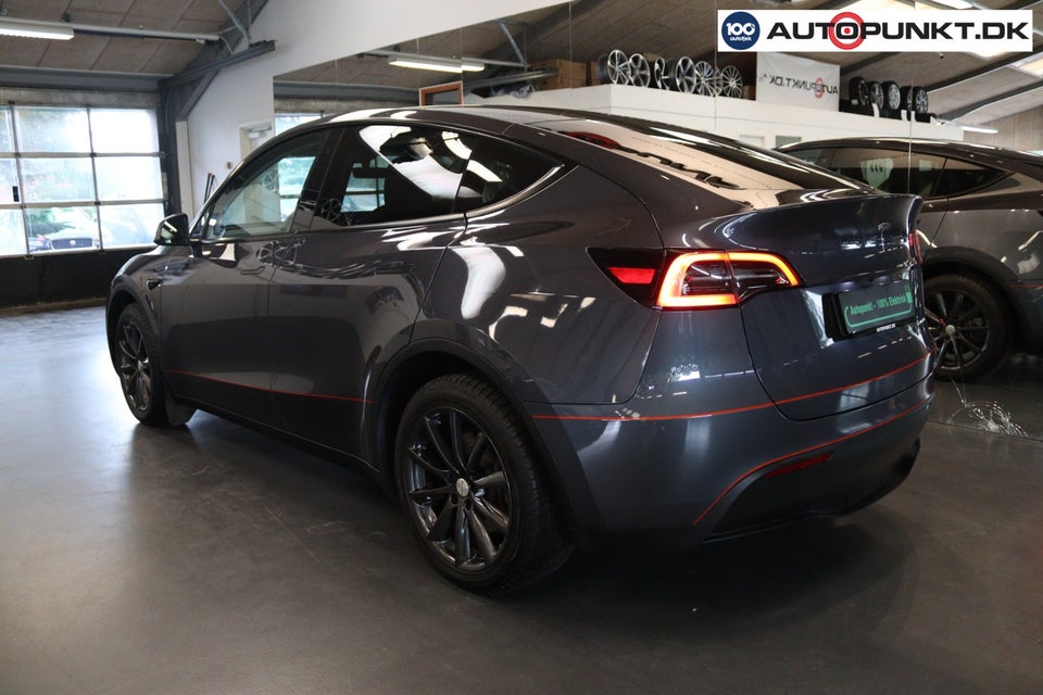Tesla Model Y Long Range AWD 5d