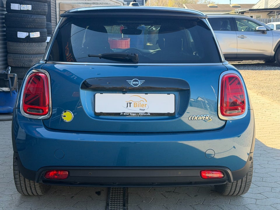 MINI Cooper SE Maximise 3d