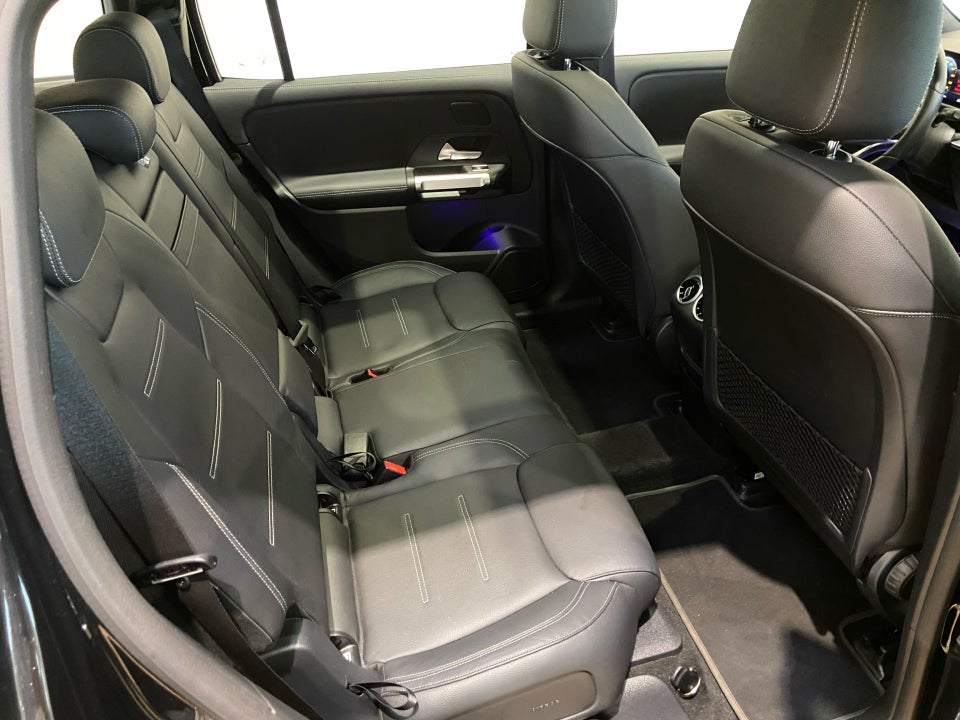 Mercedes EQB300 AMG Line 4Matic 5d