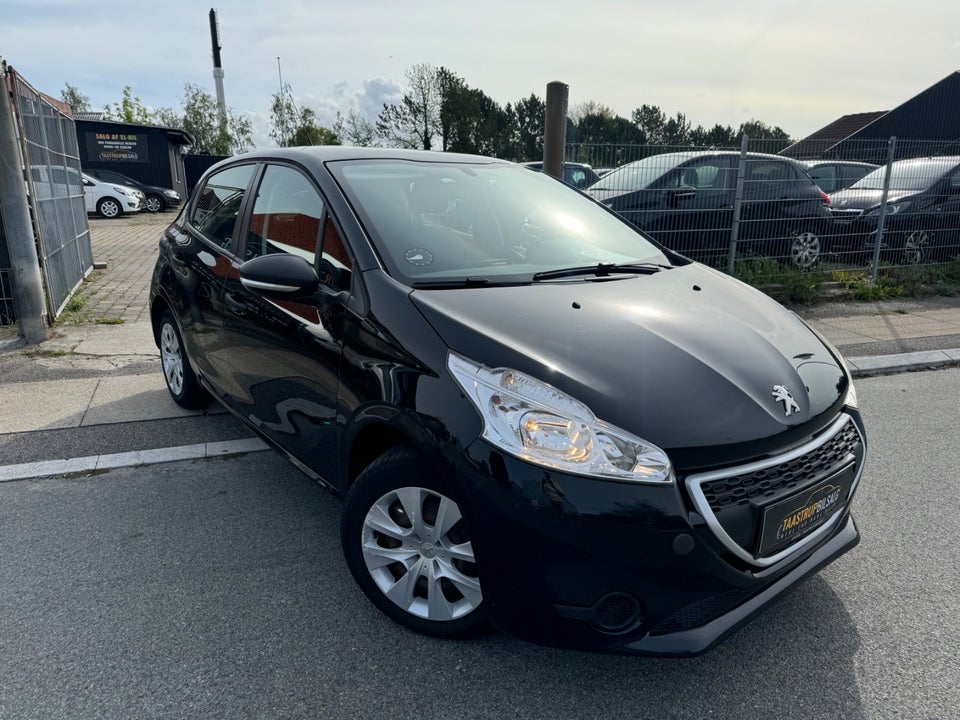 Peugeot 208 1,0 VTi Active 5d