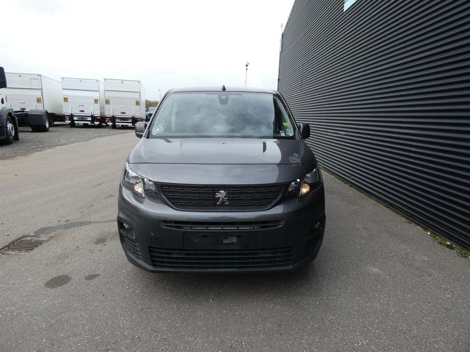 Peugeot Partner 1,5 BlueHDi 130 L1V2 Ultimate EAT8 Van