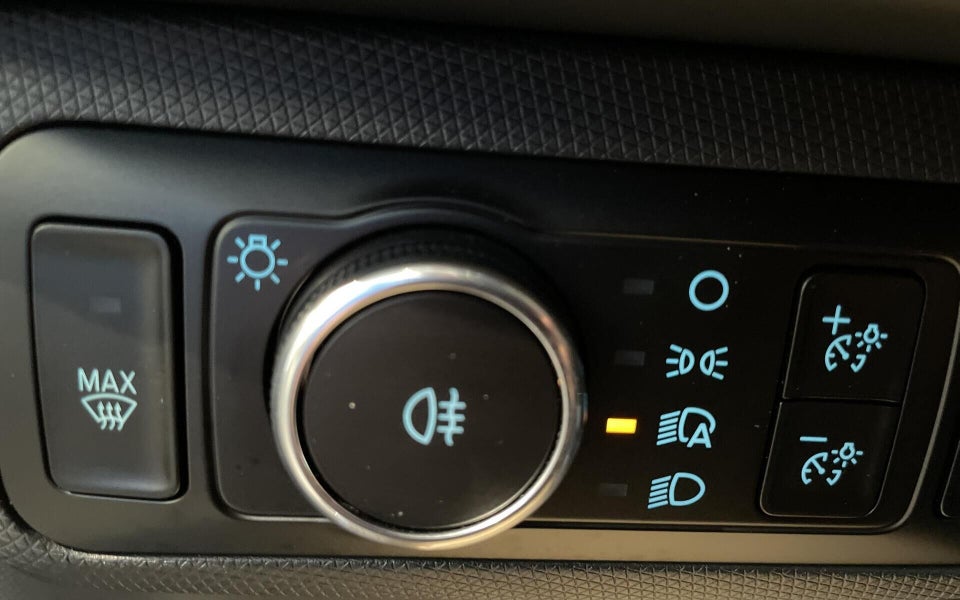 Ford Mustang Mach-E 70 Standard Range 5d