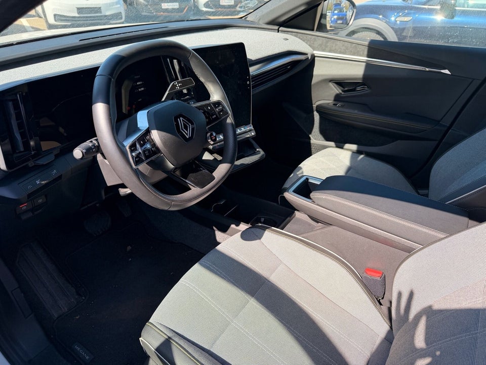 Renault Megane E-Tech 60 Techno 5d