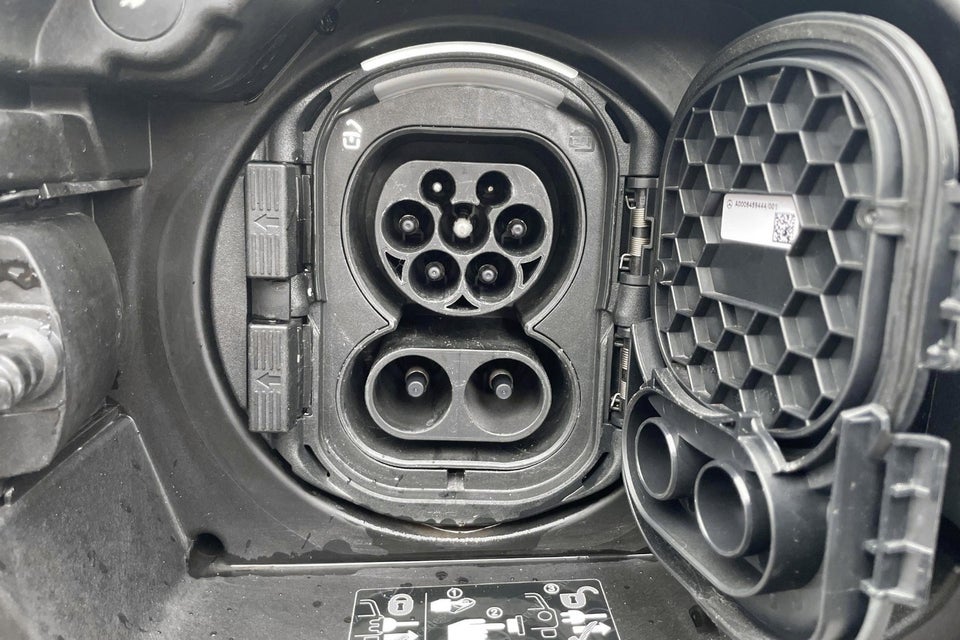 Mercedes EQB250+ AMG Edition 5d