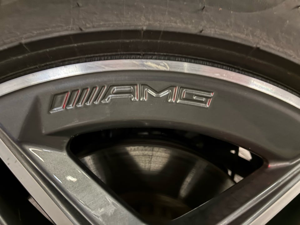 Mercedes E300 e 2,0 AMG Line aut. 4d