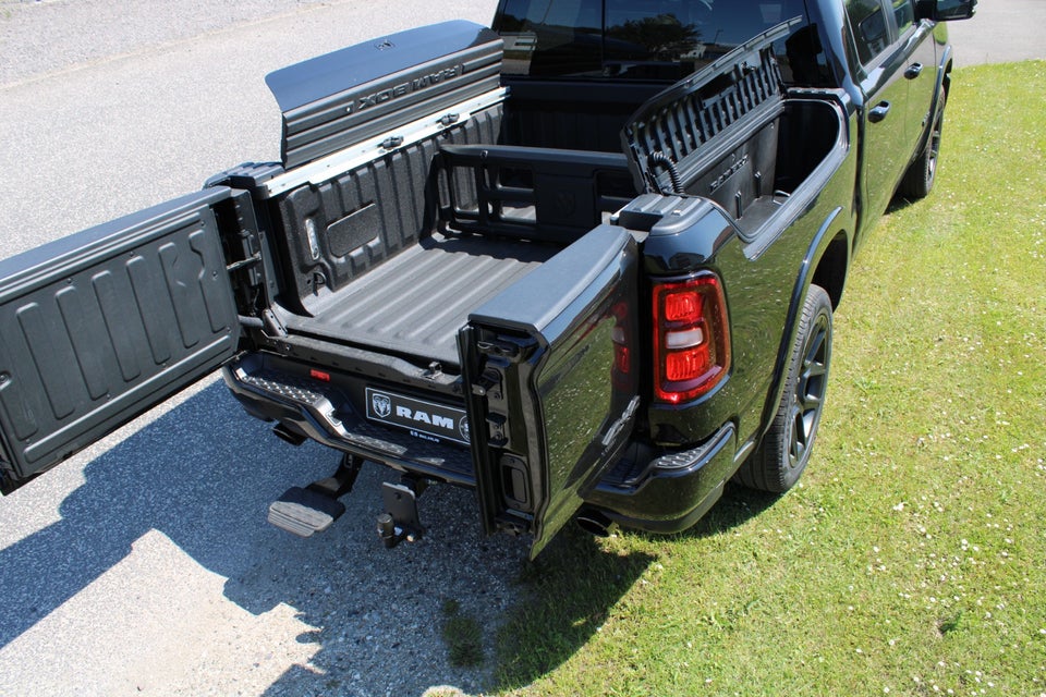 Dodge RAM 1500 3,0 Laramie Premium Night aut. 4d